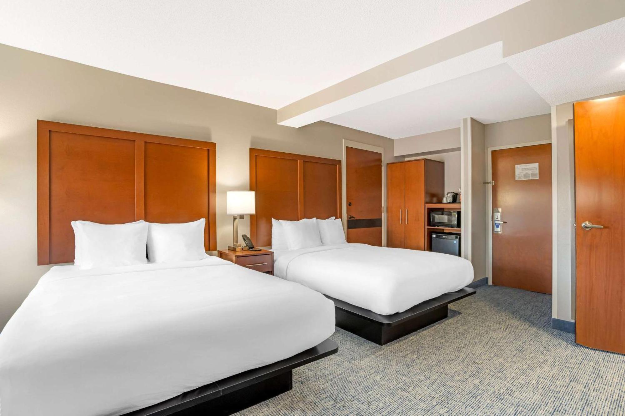 Comfort Suites Near Birkdale Village- Huntersville Buitenkant foto