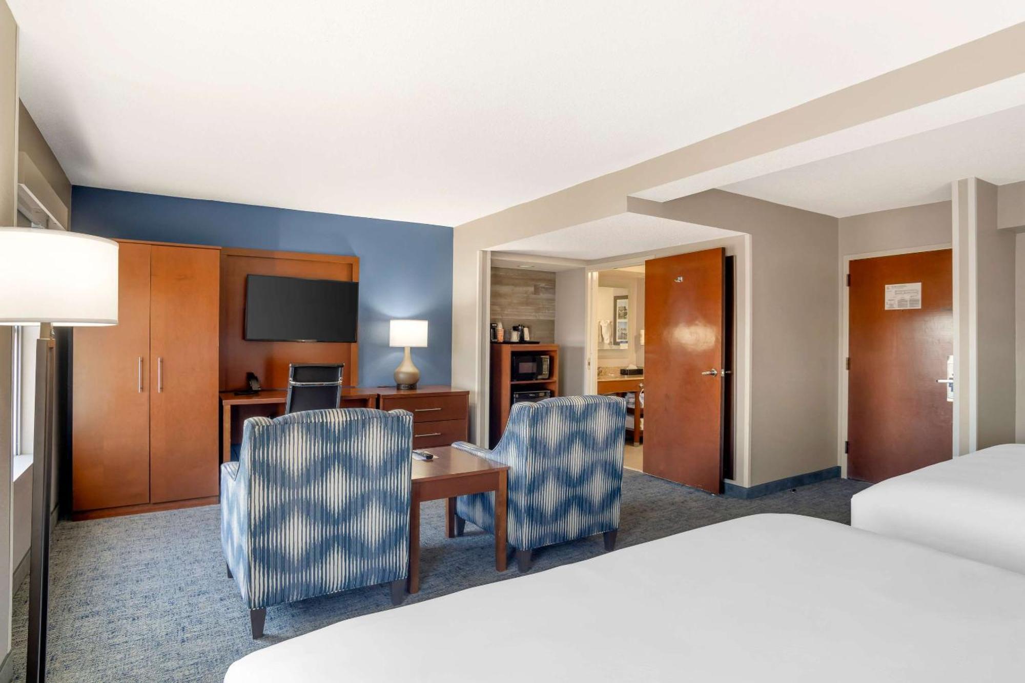 Comfort Suites Near Birkdale Village- Huntersville Buitenkant foto